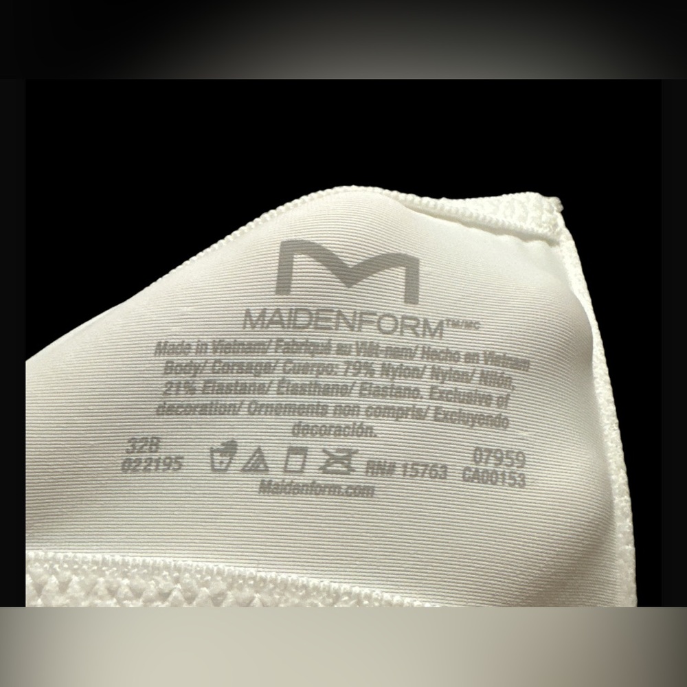 Maidenform T-Shirt Bra Size 32B 4 way stretch cup NWT - Picture 4 of 4